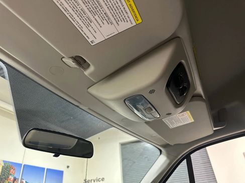 Used 2015 Ford Transit 350 XL image 44