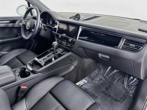 Certified 2026 Porsche Macan S AWD/4WD image 30