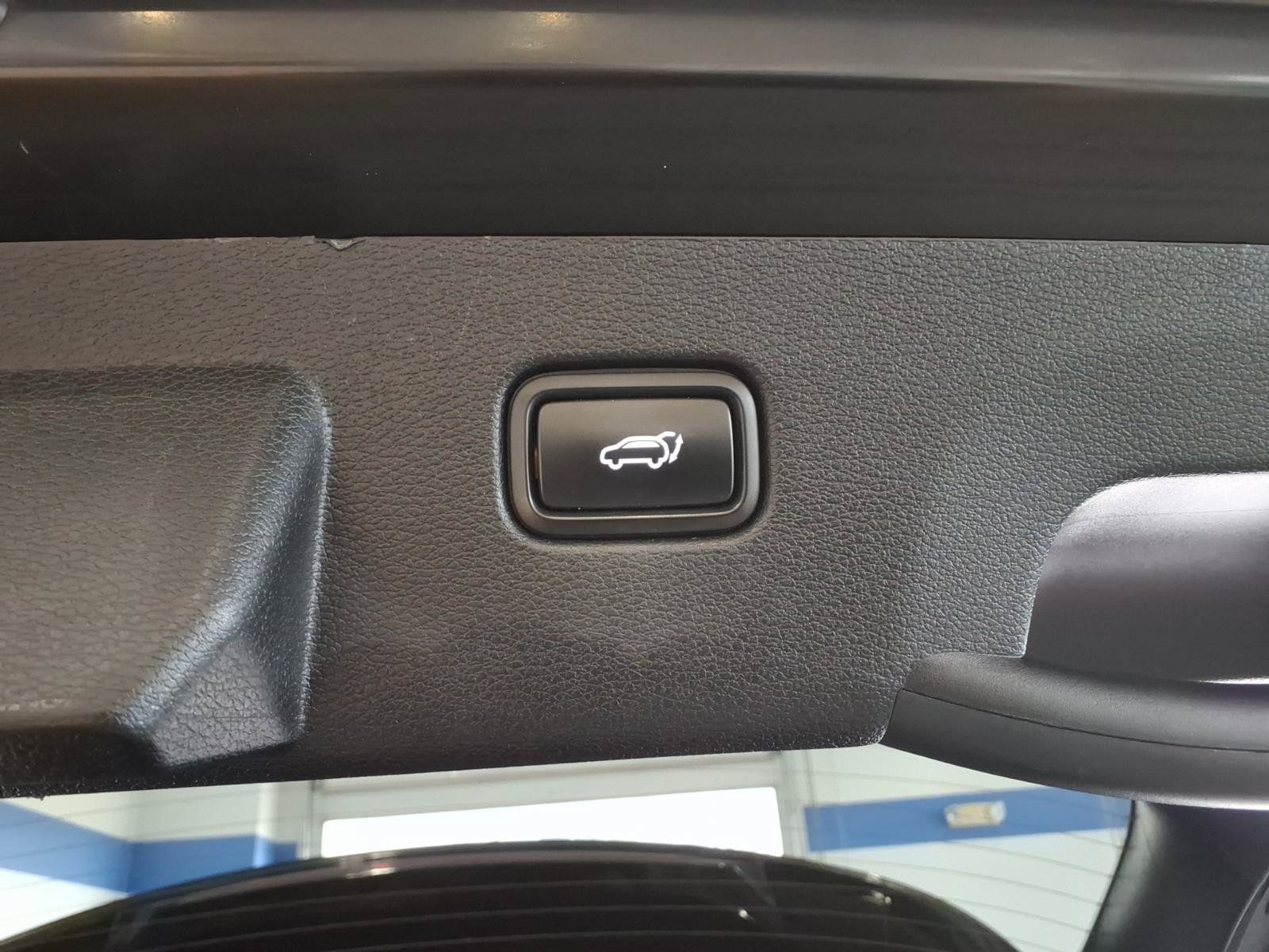 Used 2023 Kia Sportage X-Line w/ X-Line Premium Package AWD/4WD image 18