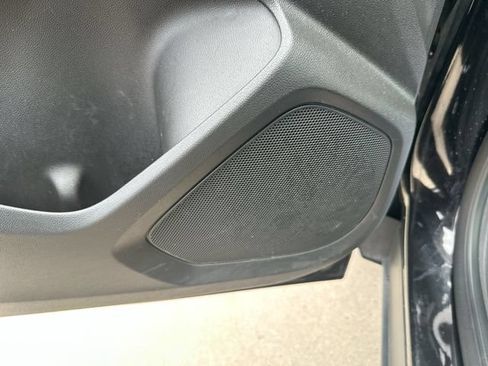 Used 2025 Chevrolet TrailBlazer LT AWD/4WD image 25