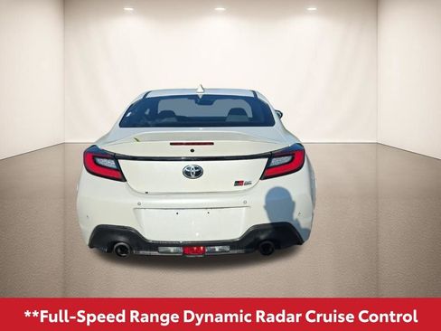 Used 2024 Toyota GR86 Premium w/ Performance Package image 10