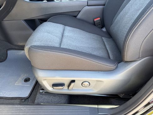 New 2026 Nissan Rogue SV w/ Cold Weather Package FWD image 22