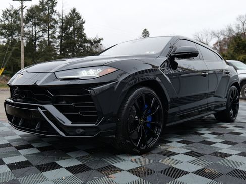 Used 2021 Lamborghini Urus image 90