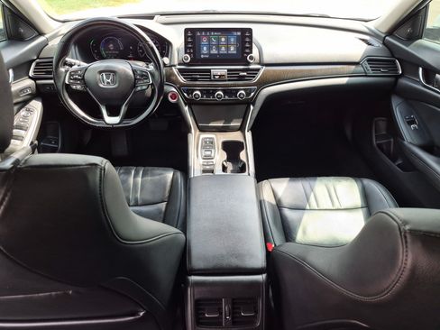 Used 2022 Honda Accord Touring image 32