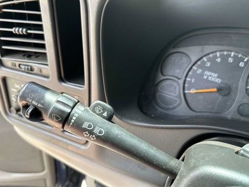 Used 2006 Chevrolet Avalanche LS RWD image 29