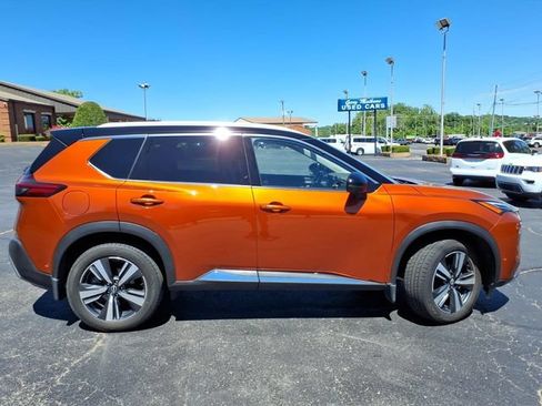 Used 2023 Nissan Rogue Platinum w/ Platinum Premium Package AWD/4WD image 2