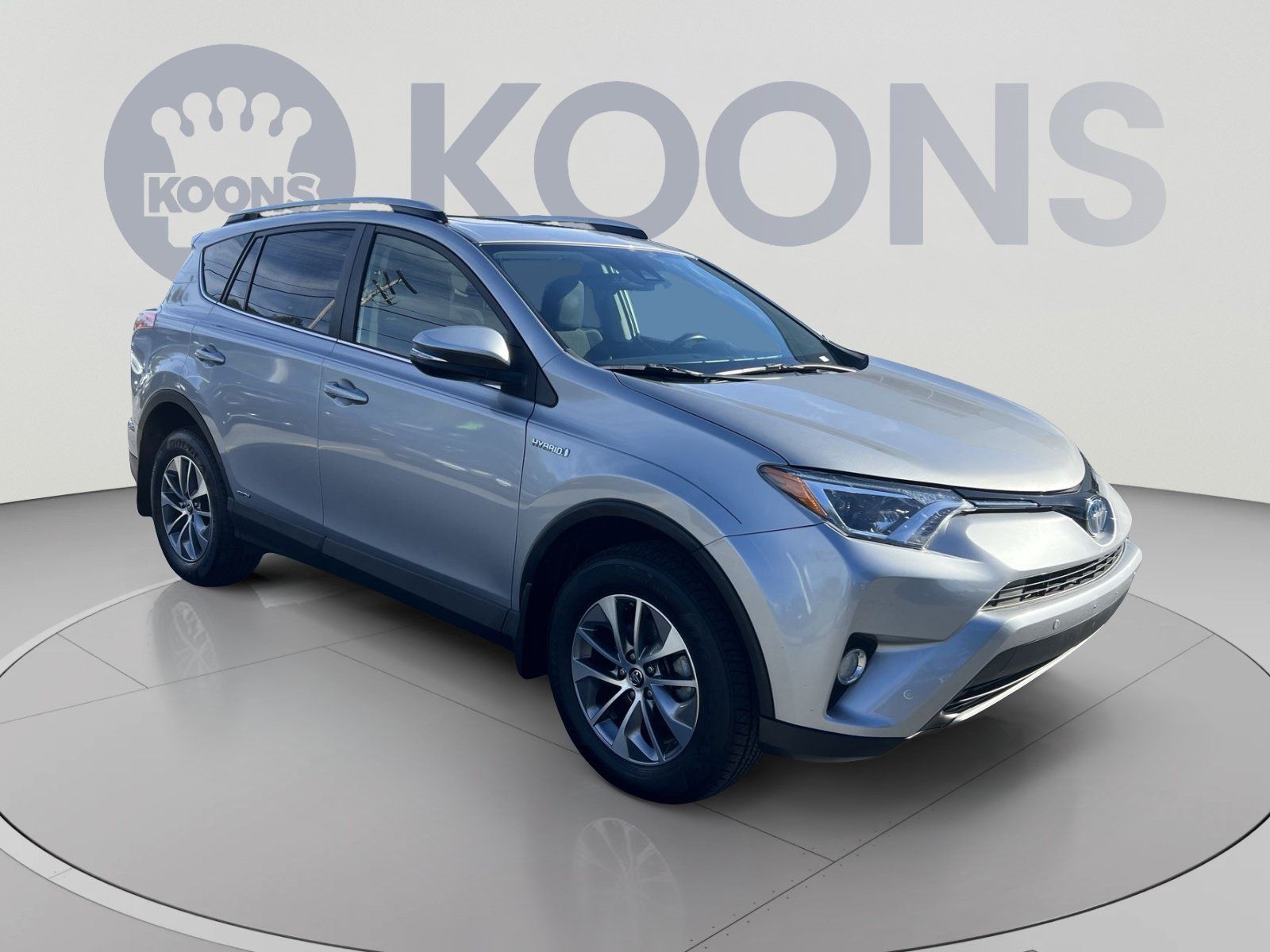 Used 2017 Toyota RAV4 XLE w/ Convenience Package AWD/4WD image 10