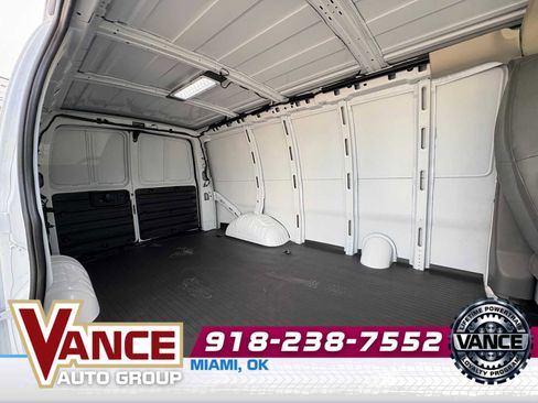 New 2025 GMC Savana 2500 w/ Driver Convenience Package RWD image 16