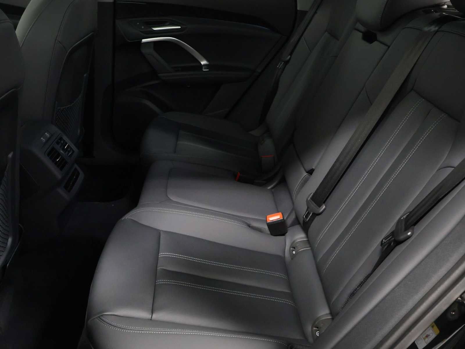 New 2026 Audi Q5 Premium AWD/4WD image 33
