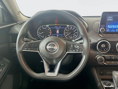 Used 2024 Nissan Sentra SV image 17