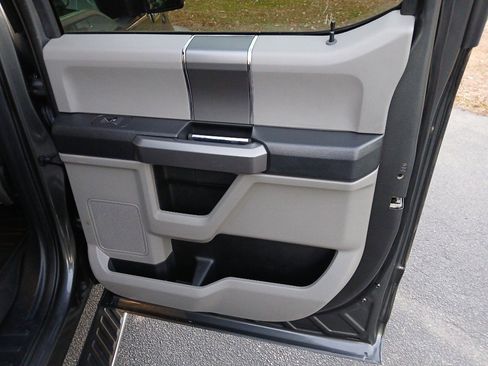 Used 2020 Ford F150 XLT w/ Equipment Group 302A Luxury image 29