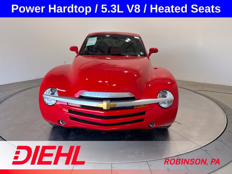Used 2004 Chevrolet SSR w/ Preferred Equipment Group RWD image 5