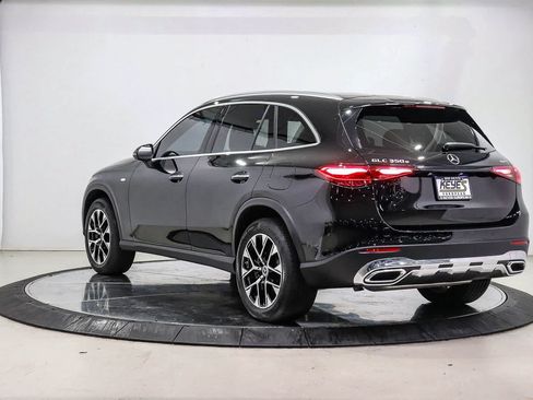 Certified 2025 Mercedes-Benz GLC 350e 4MATIC image 2