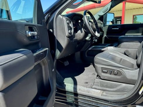Used 2022 Chevrolet Silverado 2500 LTZ w/ LTZ Texas Edition AWD/4WD image 10