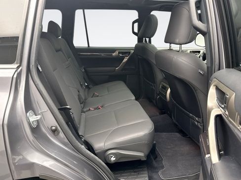 Used 2021 Lexus GX 460 Premium w/ Premium Package AWD/4WD image 19