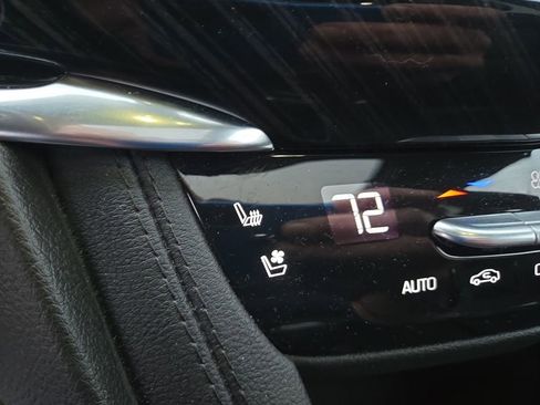 Certified 2023 Cadillac XT6 Premium Luxury image 25