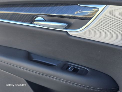 Used 2020 Cadillac XT6 Premium Luxury image 20