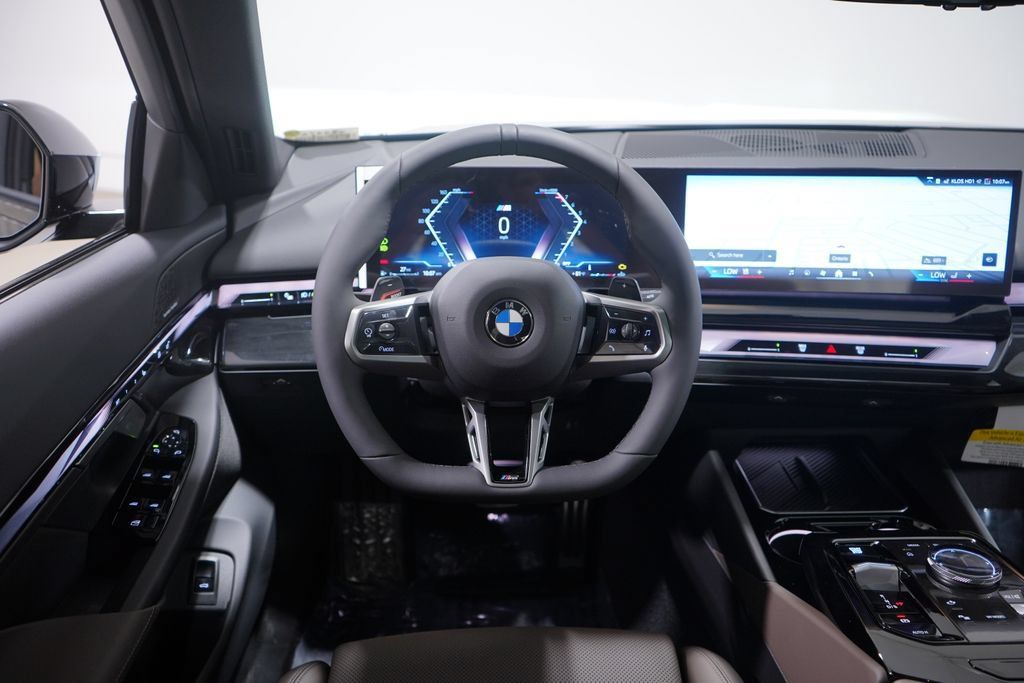 Used 2026 BMW 530i w/ M Sport Package RWD image 11