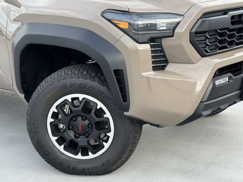 New 2026 Toyota Tacoma TRD Off-Road AWD/4WD image 10