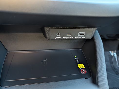 Certified 2025 Subaru Forester Sport image 32