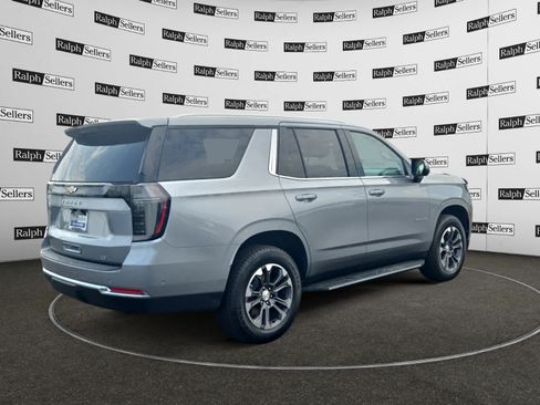 Used 2025 Chevrolet Tahoe LT w/ Comfort Package RWD image 6