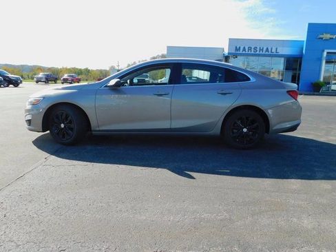 Used 2025 Chevrolet Malibu LT image 10