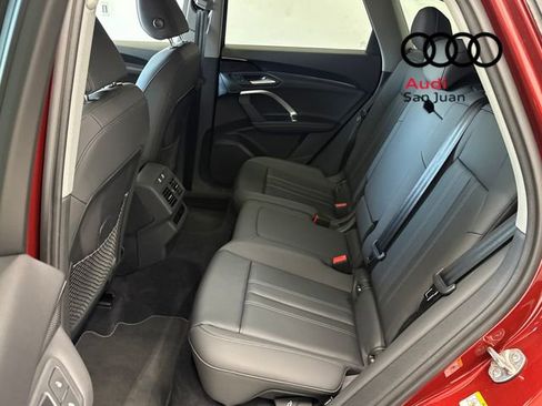 Certified 2025 Audi Q5 2.0T Premium w/ Convenience Package image 26