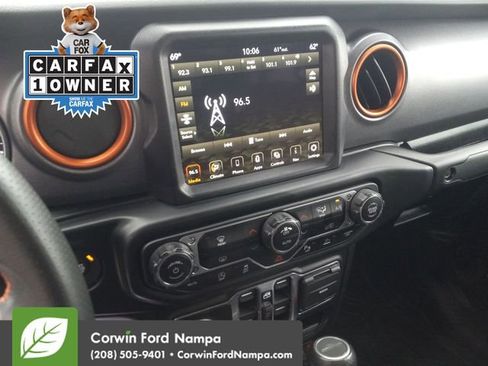 Used 2021 Jeep Gladiator Mojave image 16