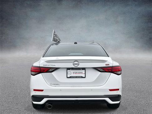 New 2025 Nissan Sentra SR w/ Trunk Package image 3