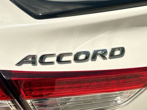 Used 2022 Honda Accord Sport image 8