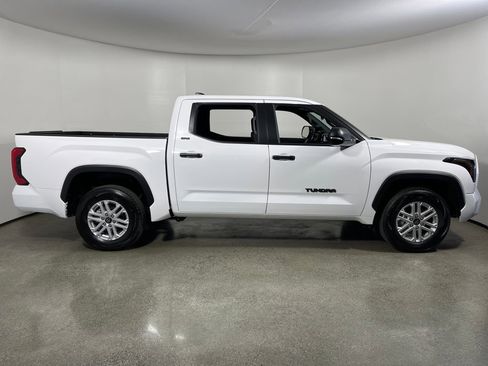 New 2026 Toyota Tundra SR5 image 2