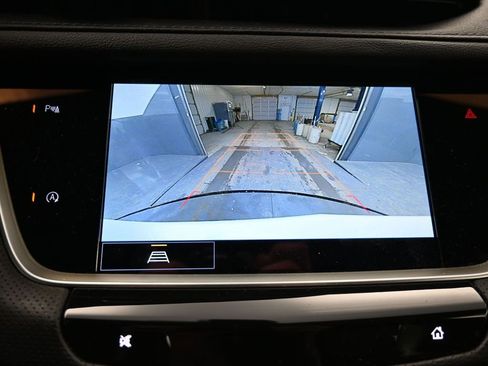 Used 2023 Cadillac XT5 Premium Luxury image 12