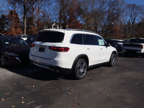 New 2025 Mercedes-Benz GLS 450 4MATIC image 3