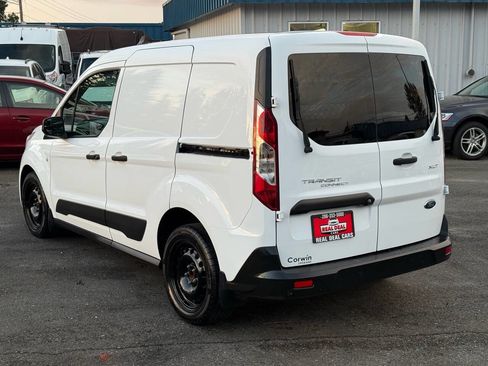 Used 2022 Ford Transit Connect XLT FWD image 39