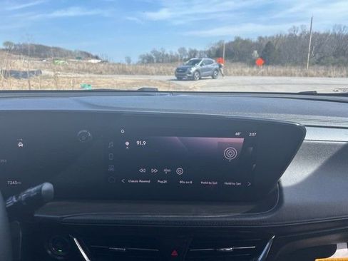 Used 2026 Buick Encore GX Sport Touring w/ Advanced Technology Package image 19