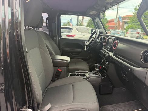 Used 2022 Jeep Wrangler Unlimited Sport AWD/4WD image 28