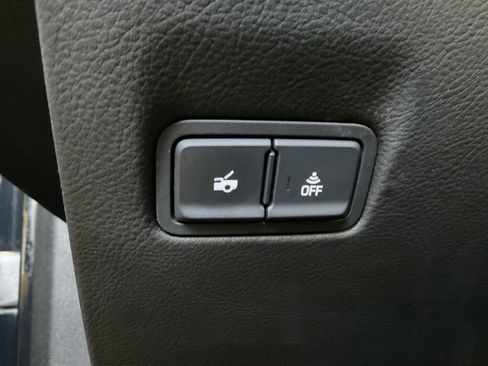 Used 2016 Chevrolet Corvette 2LT w/ 2LT Preferred Equipment Group image 35