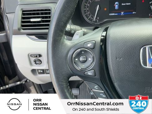 Used 2017 Honda Pilot Elite image 22