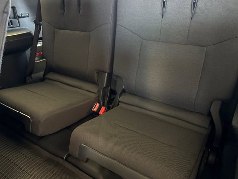 New 2026 Toyota 4Runner SR5 RWD image 15