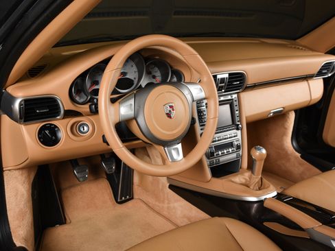 Used 2008 Porsche 911 Carrera S RWD image 4