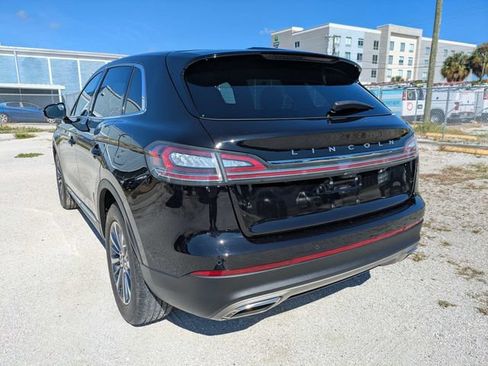 Used 2022 Lincoln Nautilus Reserve FWD image 5