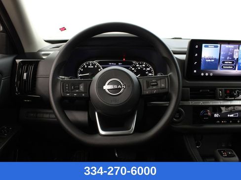 New 2026 Nissan Pathfinder S image 19