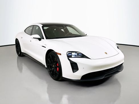Used 2024 Porsche Taycan GTS AWD/4WD image 3