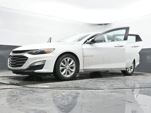 Used 2025 Chevrolet Malibu LT image 69