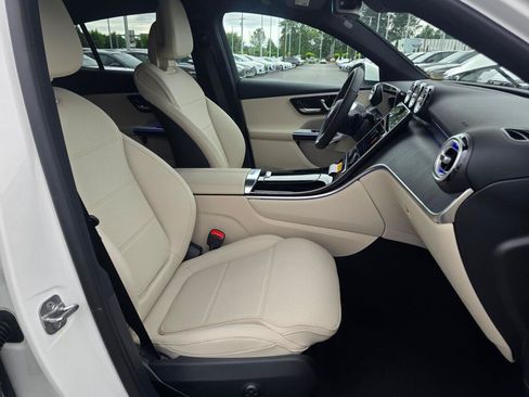 New 2026 Mercedes-Benz GLC 300 4MATIC image 25