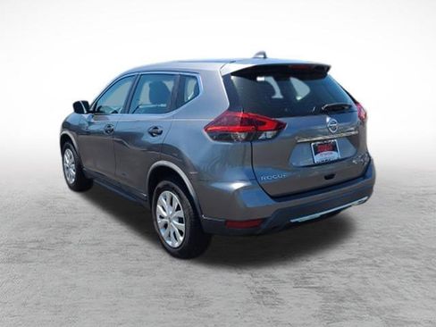 Used 2018 Nissan Rogue S AWD/4WD image 5