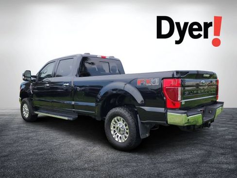 Used 2022 Ford F250 XLT w/ XLT Premium Package AWD/4WD image 6