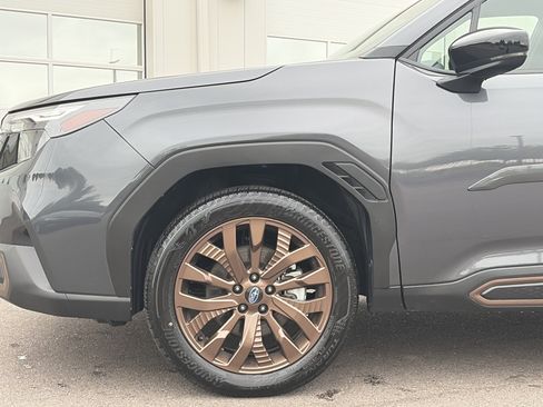 Used 2025 Subaru Forester Sport w/ Popular Package #1 AWD/4WD image 12