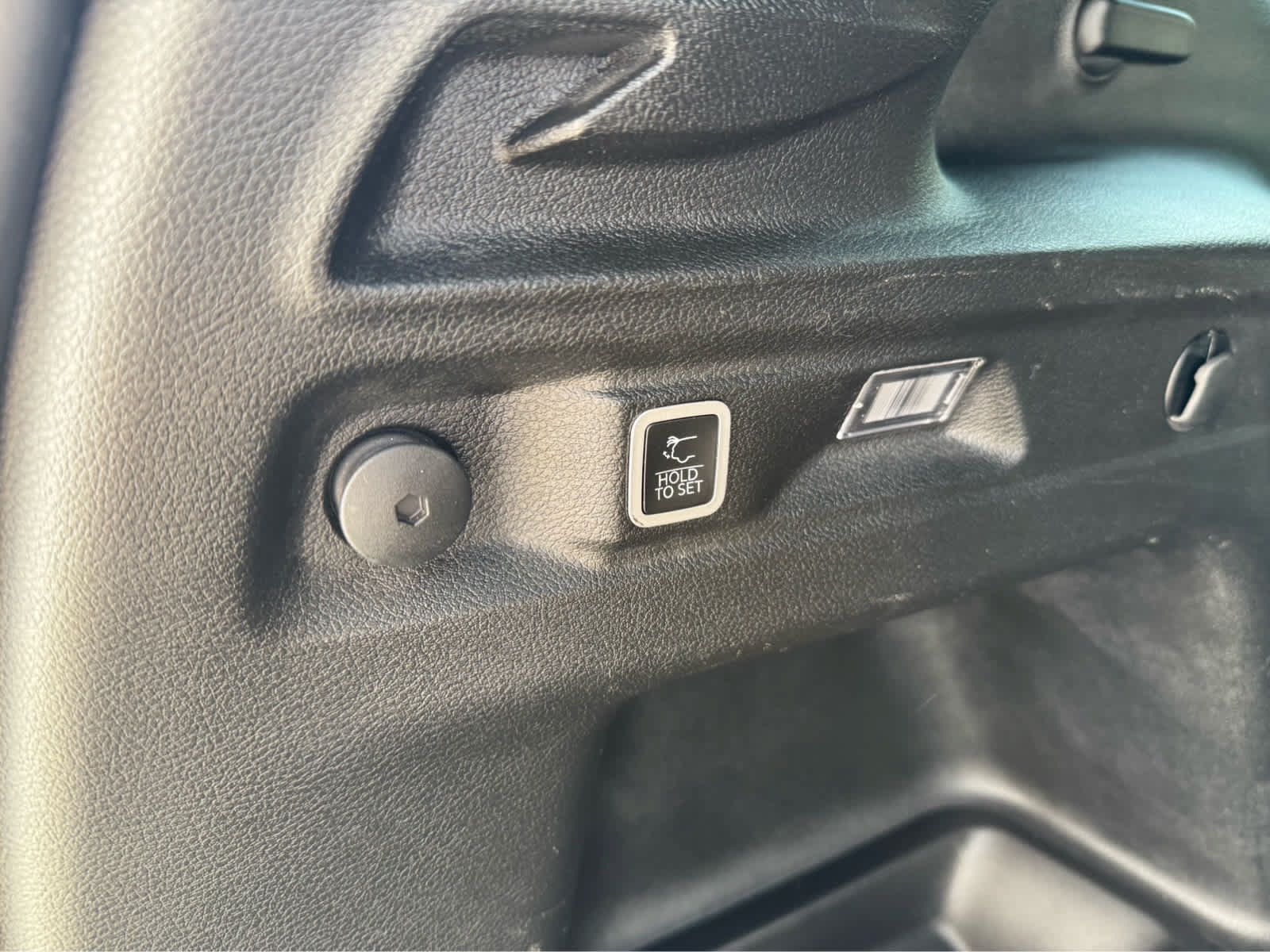 Used 2022 Jeep Grand Cherokee L Laredo AWD/4WD image 17