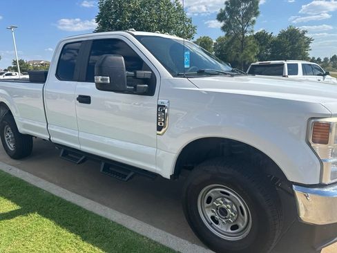 Used 2020 Ford F250 XL w/ Power Equipment Group AWD/4WD image 3